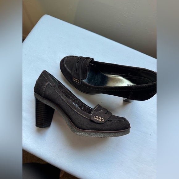 Vintage Y2K Style & Co Brown suede leather loafer heels 🤎 size 6.5 - Picture 7 of 8